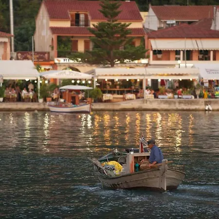 House Of Hats - Next To The Coast - Karavomylos