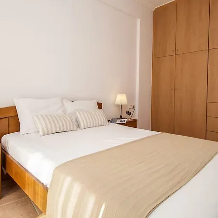 House Of Hats - Next To The Coast - Καραβόμυλος