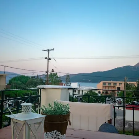 House Of Hats - Next To The Coast -